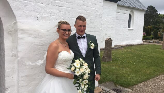Vielse i Albæk kirke 1. juni 2019